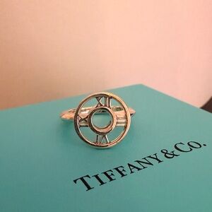 Tiffany & Co. 925 Sterling Silver Atlas Ring size 4.5